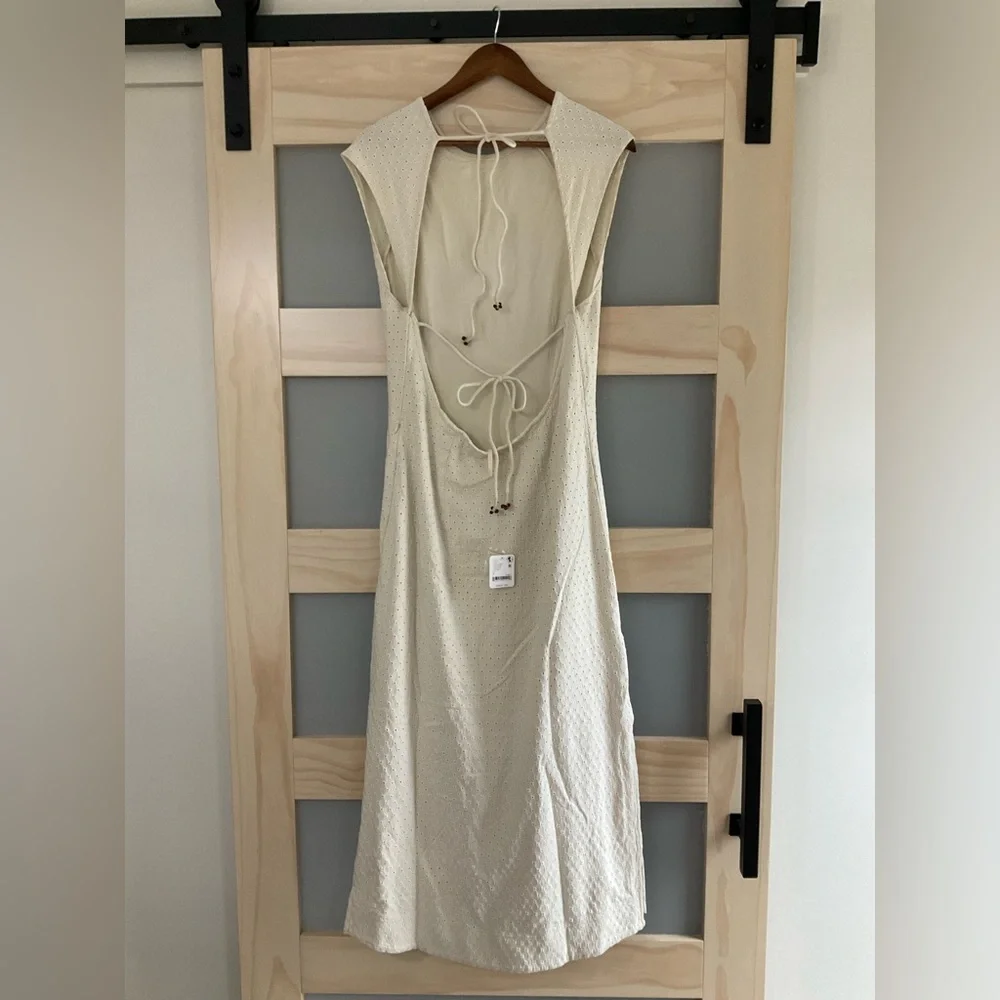 Free People Ivory Eyelet Open Back Maxi Dress Boho Cotton Resort Summer Size L - Picture 2 of 6